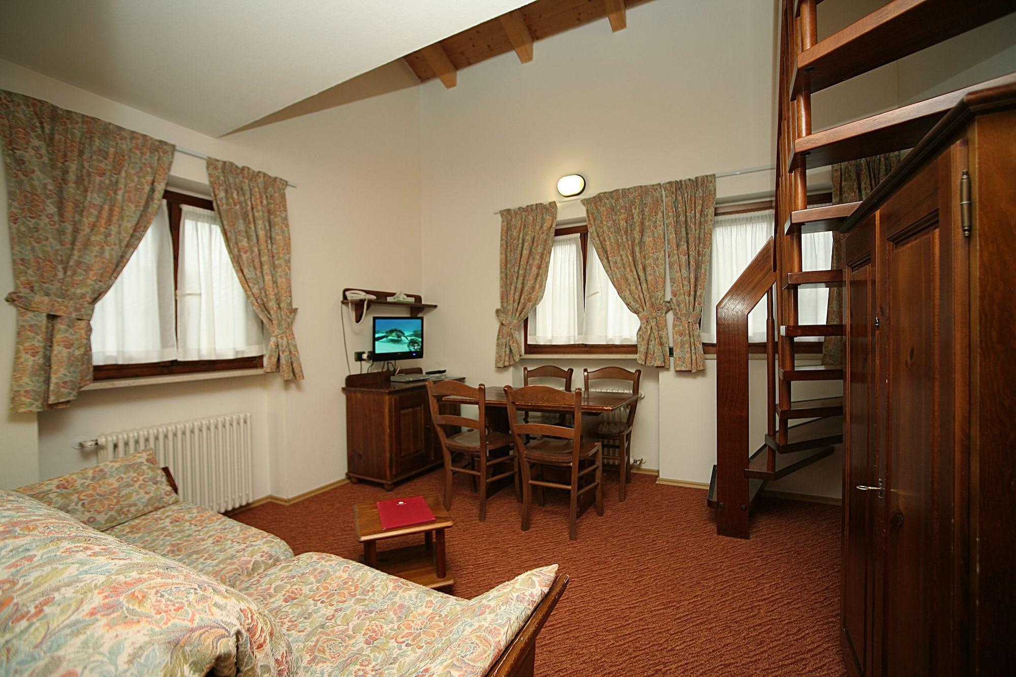 Hotel Miramonti Corvara Εξωτερικό φωτογραφία