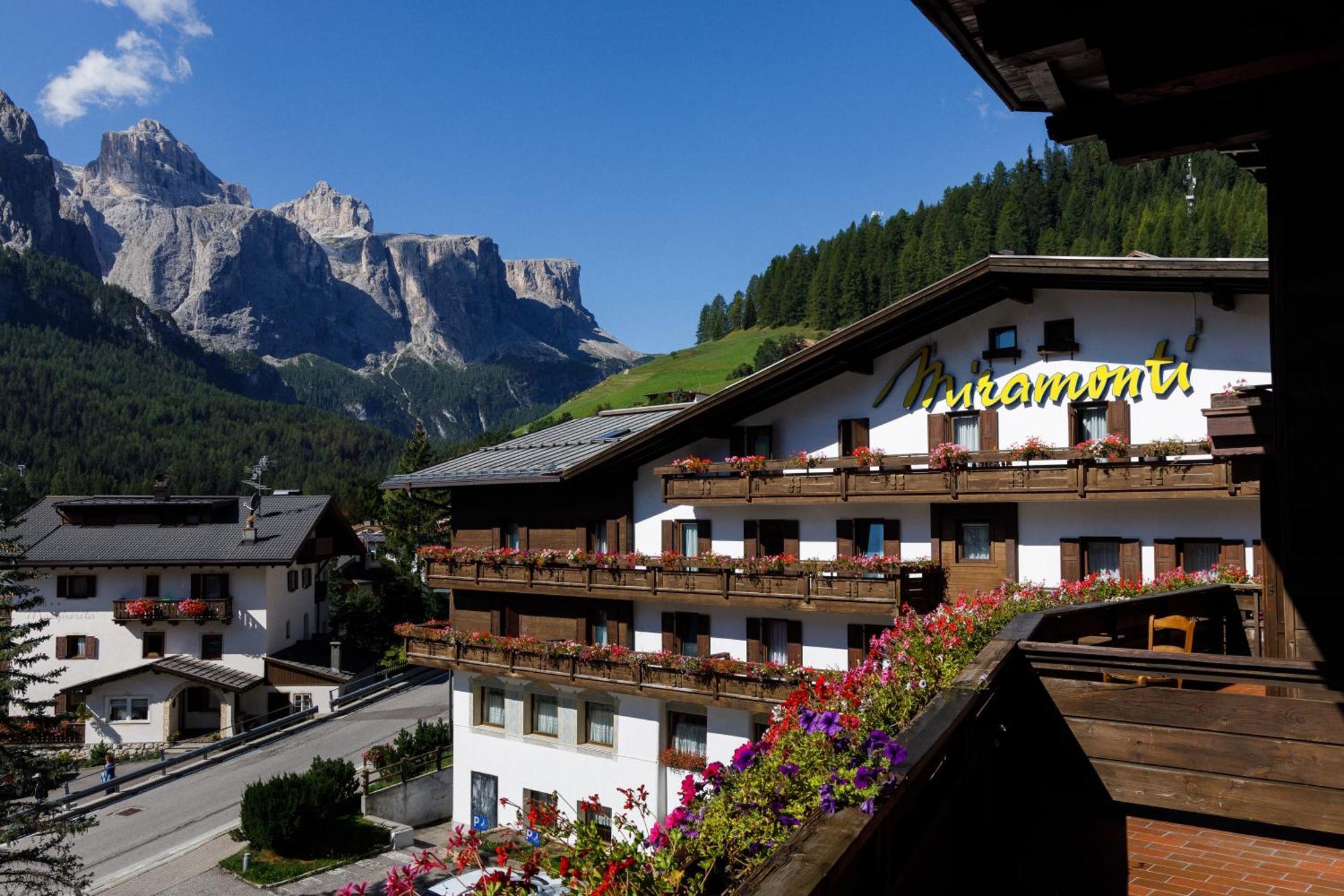 Hotel Miramonti Corvara Εξωτερικό φωτογραφία