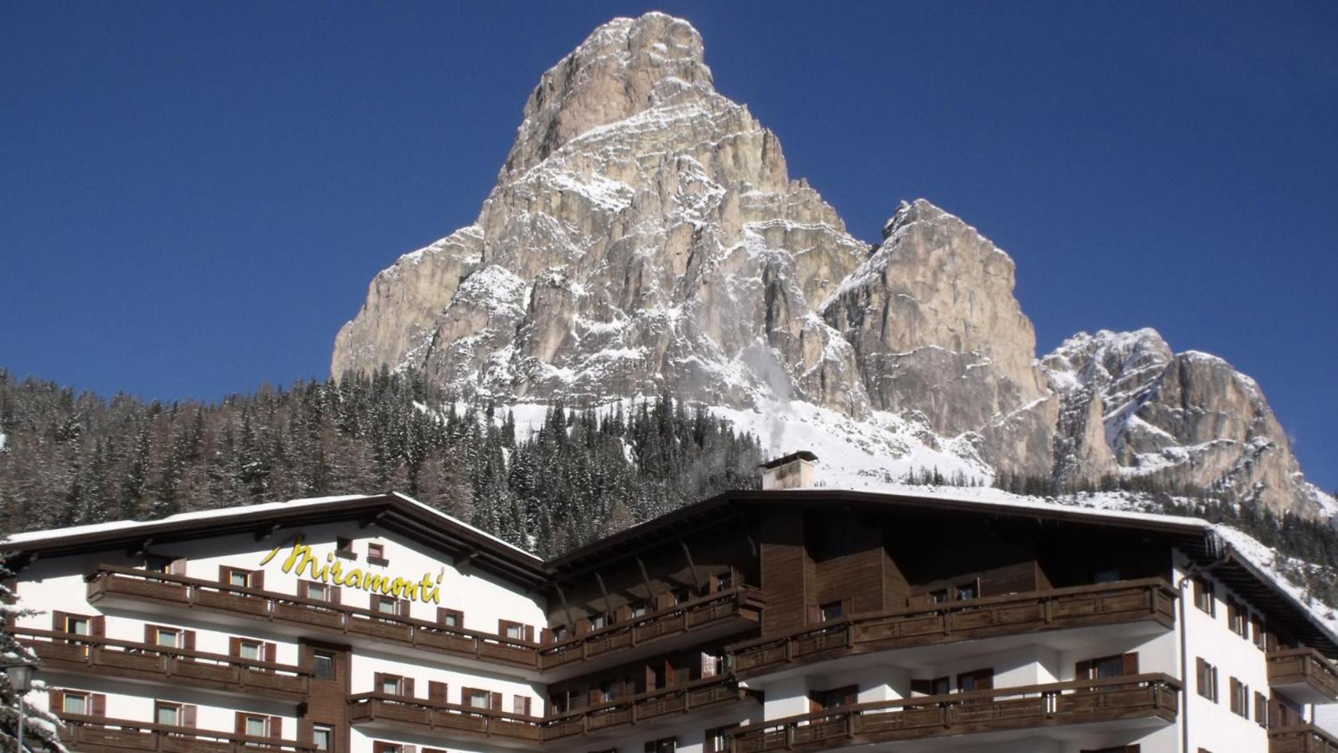 Hotel Miramonti Corvara Εξωτερικό φωτογραφία